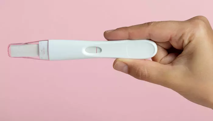 Eczane ve Online Satışta Gebelik Test Kiti Seçerken Nelere Dikkat Etmeli